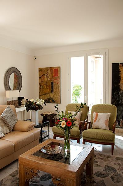 D Artiste Apartment *